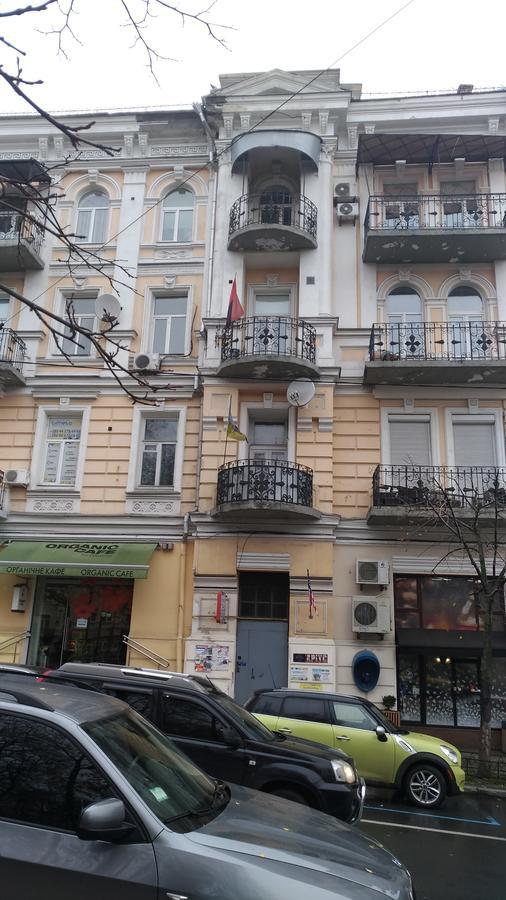Apartments Near The Golden Gate Kiev Exteriör bild